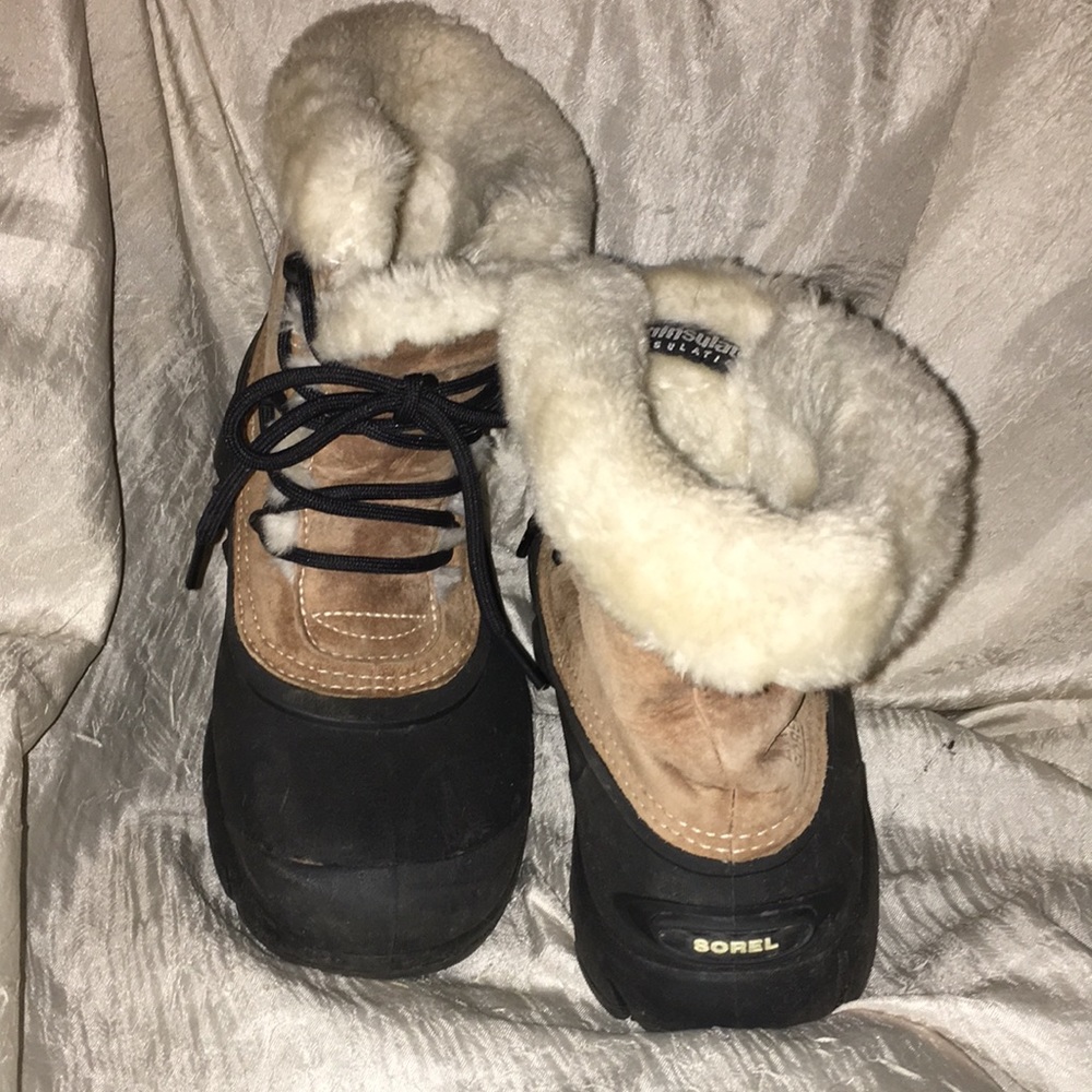 Sorel Boots - Picture 2 of 8